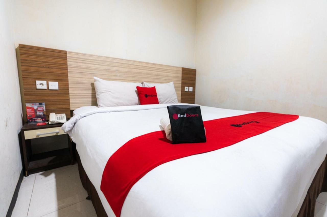 Agraha Andalas Hotel Makassar Exterior photo